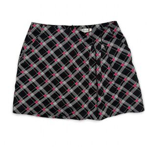 Super cute black/white and pink plaid skirt skort with pleated detail size 8 / M